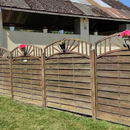 La maison est dans le pré Hébergement de vacances