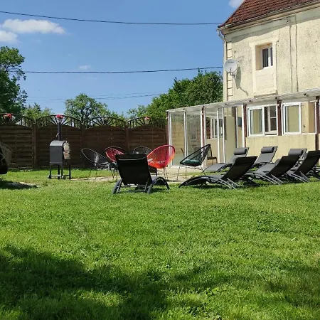 Hébergement de vacances La maison est dans le pré