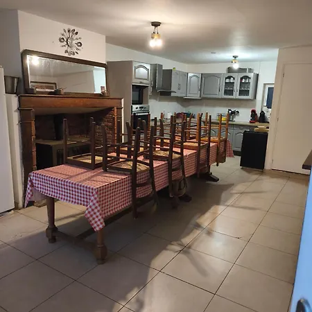 La maison est dans le pré Hébergement de vacances Fontenelle-en-Brie